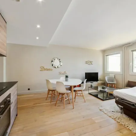 Apartment Beautiful 1 Bedroom Near Eiffel Tower Paris