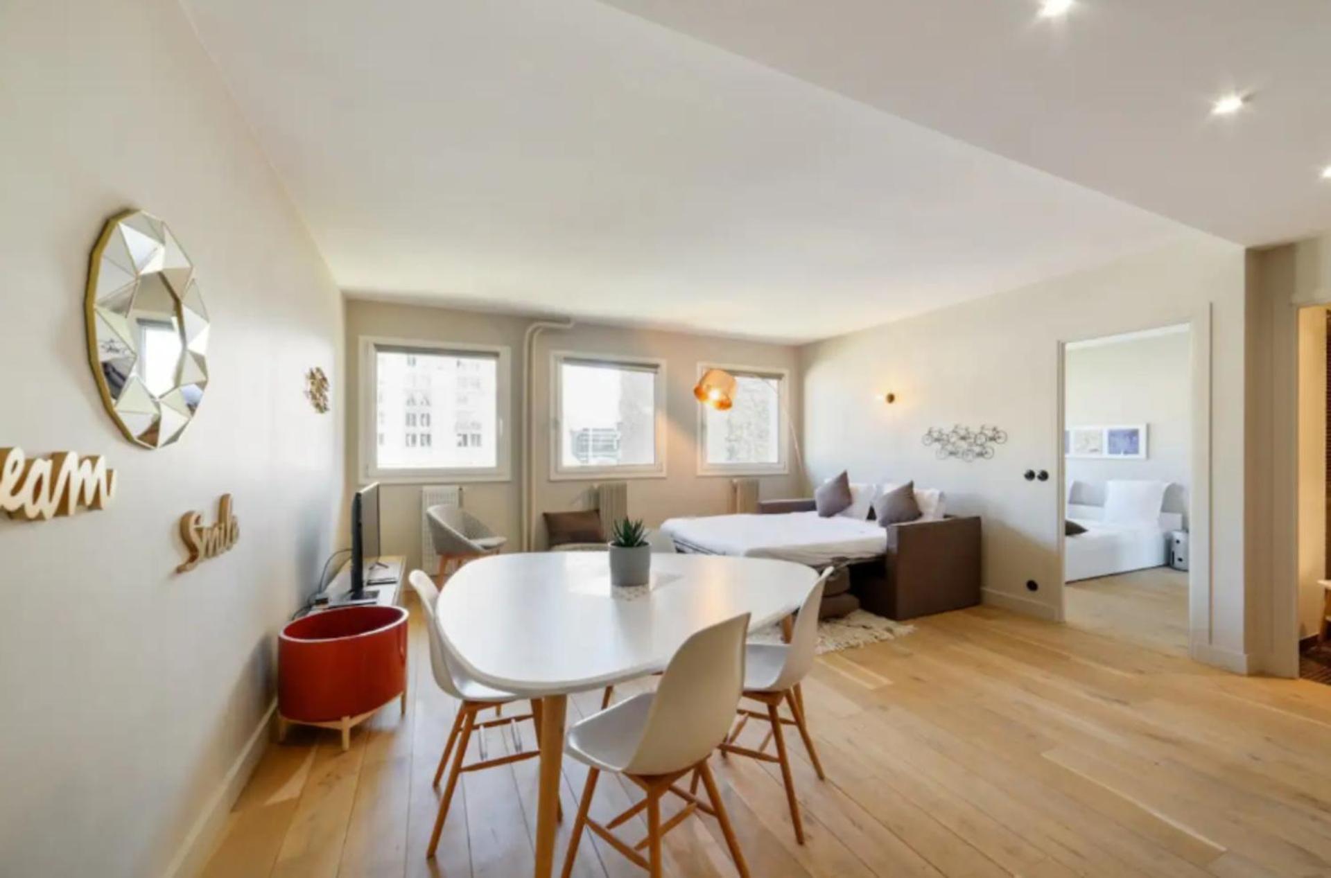 Beautiful 1 Bedroom Near Eiffel Tower Apartment Paris